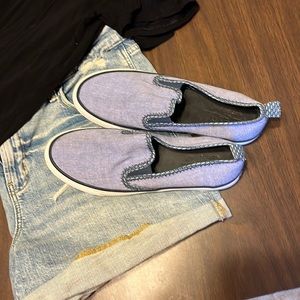 Blue Sperry slide on shoes. Size 8.5, great condition!